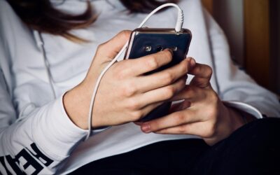 Vom Klick zur Hilfe! U25 Online-Beratung: Datengestützte Optimierung der Krisenintervention für Jugendliche